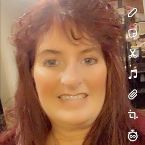 Meet your Posher, Sondra